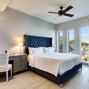 Classic King Room